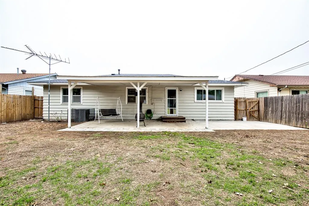 Photo 4 — 1401 S Johnson Street, Enid, OK 73703