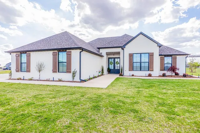 Photo 2 — 8404 S Silver Ridge, Stillwater, OK 74074