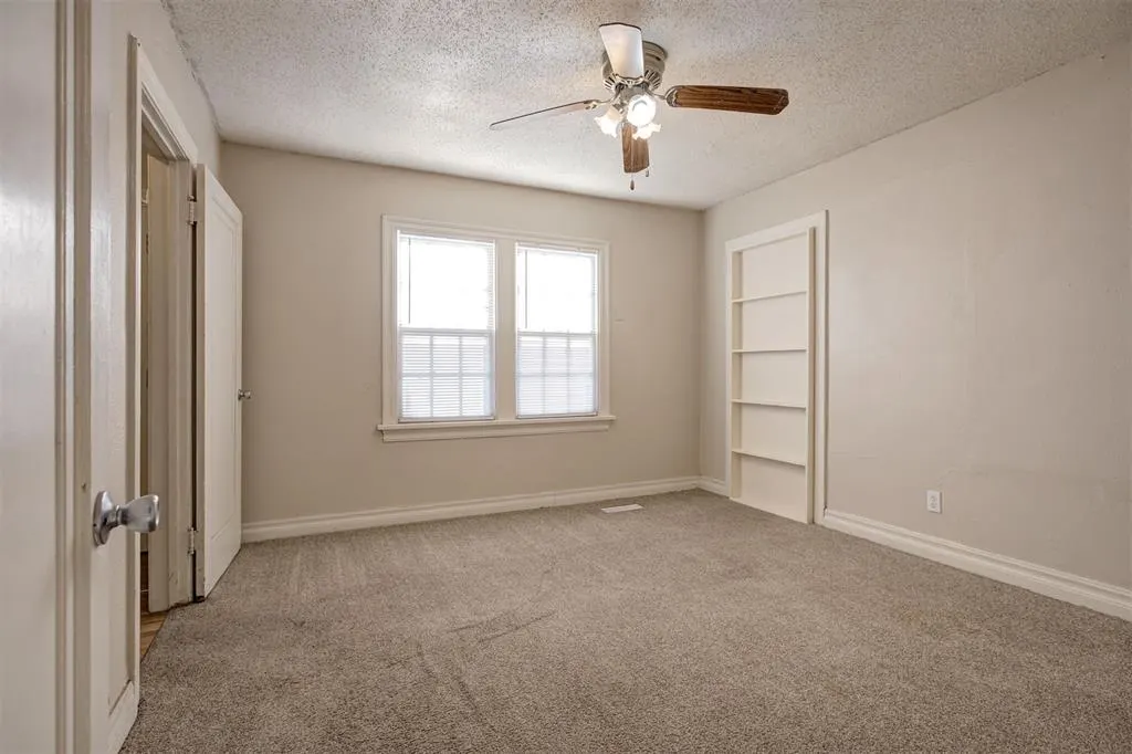 Photo 8 — 2006 NW 26th Street, Oklahoma City, OK 73106