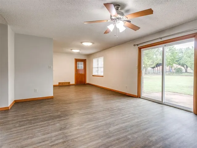 Photo 6 — 1639 Westbrooke Terrace, Norman, OK 73072