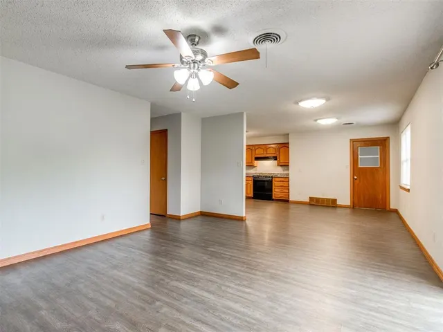 Photo 7 — 1639 Westbrooke Terrace, Norman, OK 73072