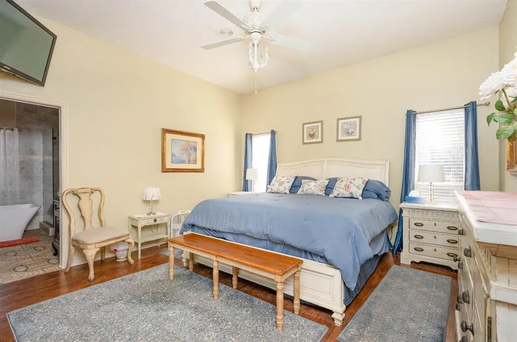 Photo 11 — 432 E Twelve Oaks Terrace, Mustang, OK 73064