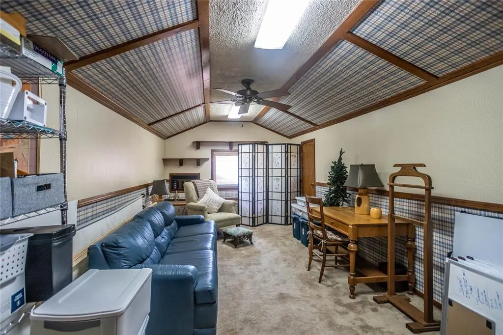 Photo 15 — 925 Lantern Lane, Weatherford, OK 73096
