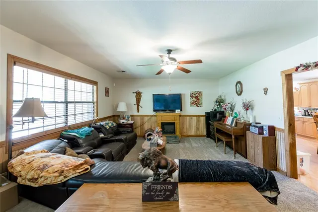 Photo 4 — 704 N Broadway Street, Sayre, OK 73662