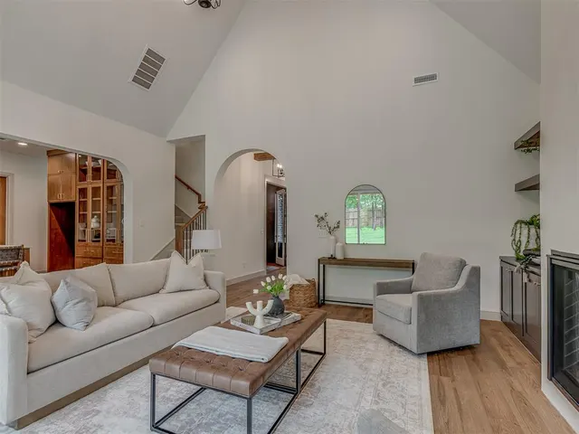 Photo 8 — 3924 Shady Hill Trail, Edmond, OK 73034