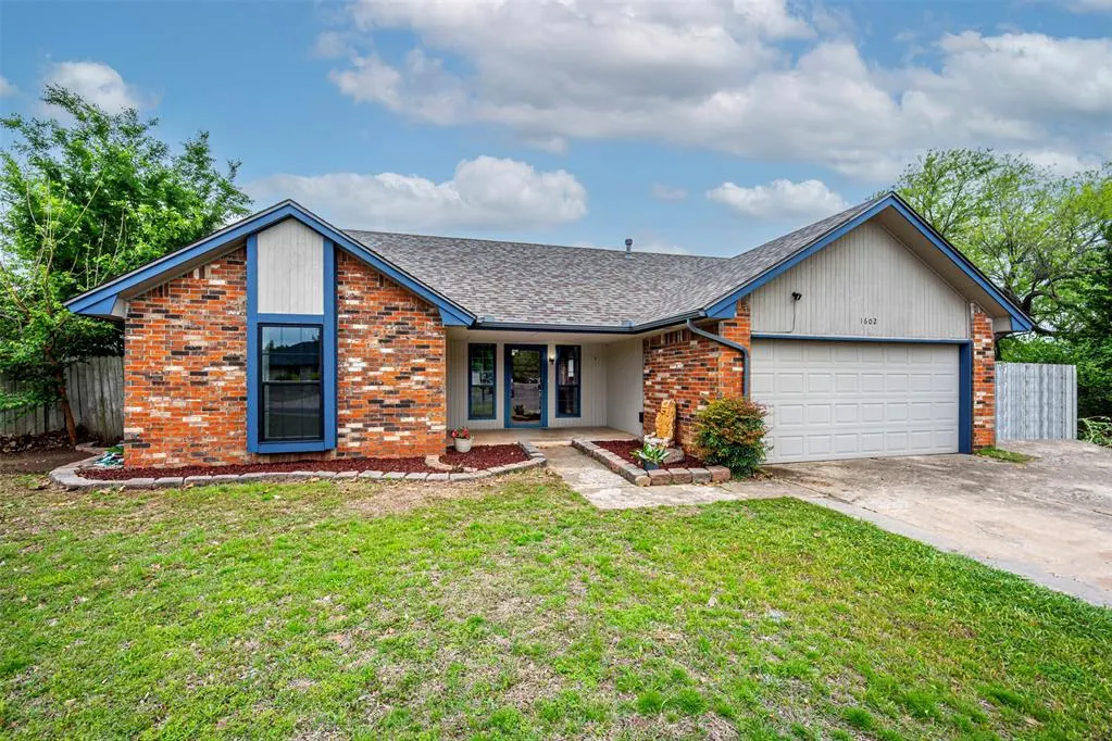 Photo 2 — 1602 Vanessa Drive, Norman, OK 73071