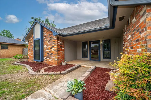 Photo 4 — 1602 Vanessa Drive, Norman, OK 73071