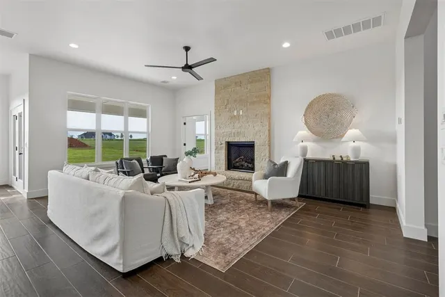 Photo 8 — 6900 Lake View Court, Cashion, OK 73016