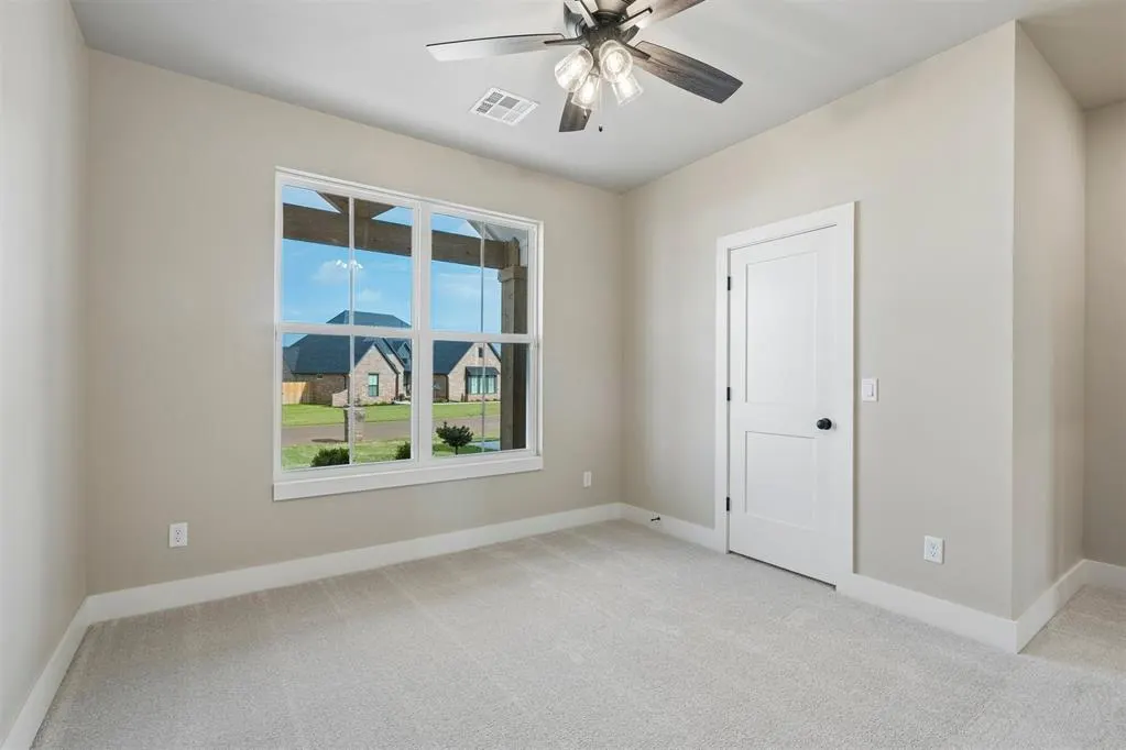Photo 32 — 6900 Lake View Court, Cashion, OK 73016