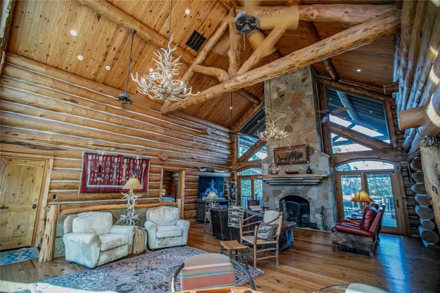 Photo 8 — 309 Lake Bluff Lane, Broken Bow, OK 74728