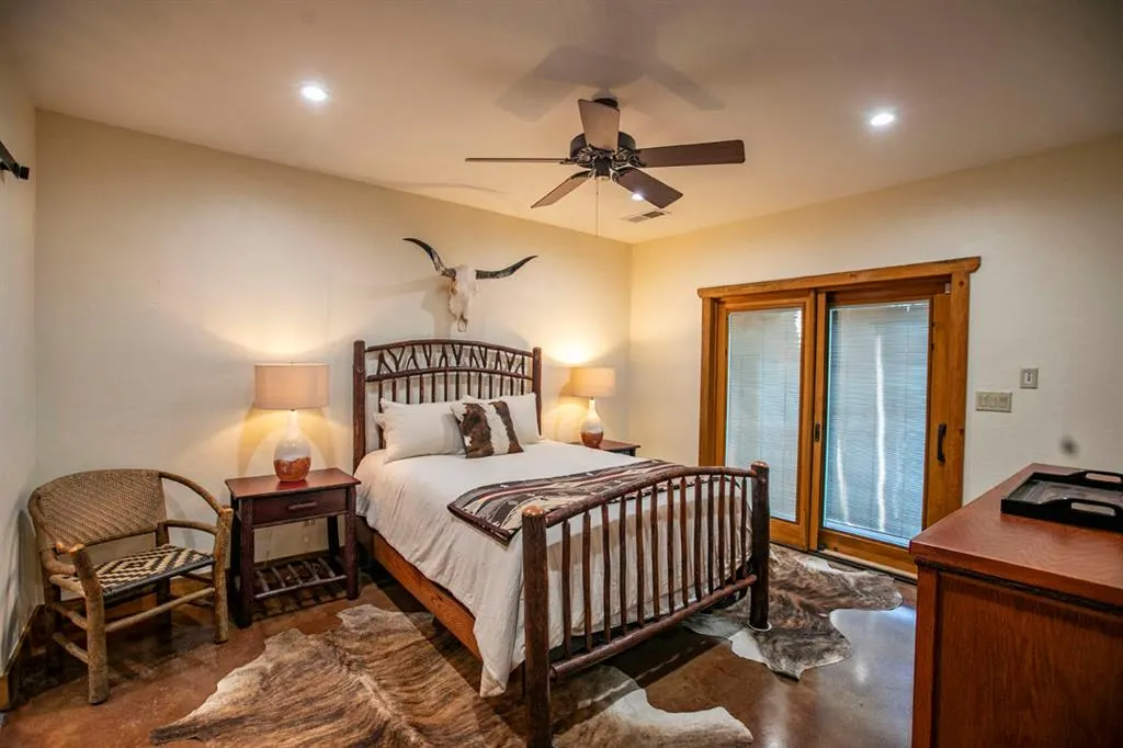 Photo 16 — 309 Lake Bluff Lane, Broken Bow, OK 74728