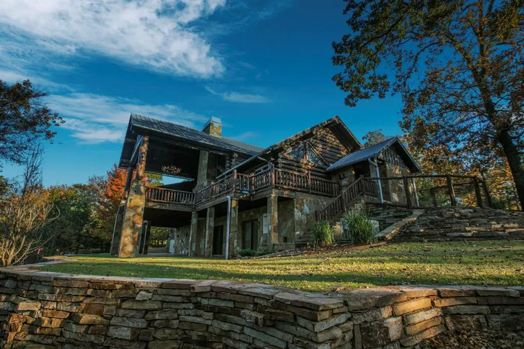 Photo 25 — 309 Lake Bluff Lane, Broken Bow, OK 74728