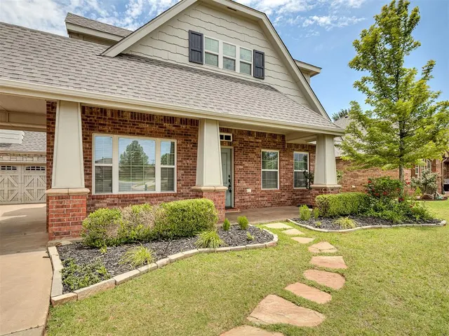 Photo 3 — 16328 Dustin Lane, Edmond, OK 73013