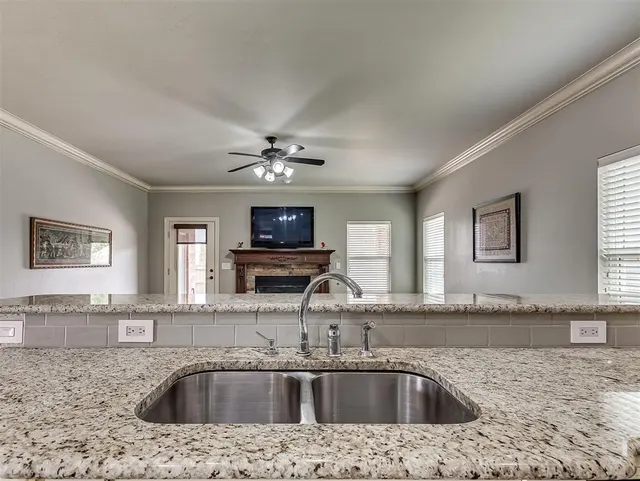 Photo 8 — 16328 Dustin Lane, Edmond, OK 73013