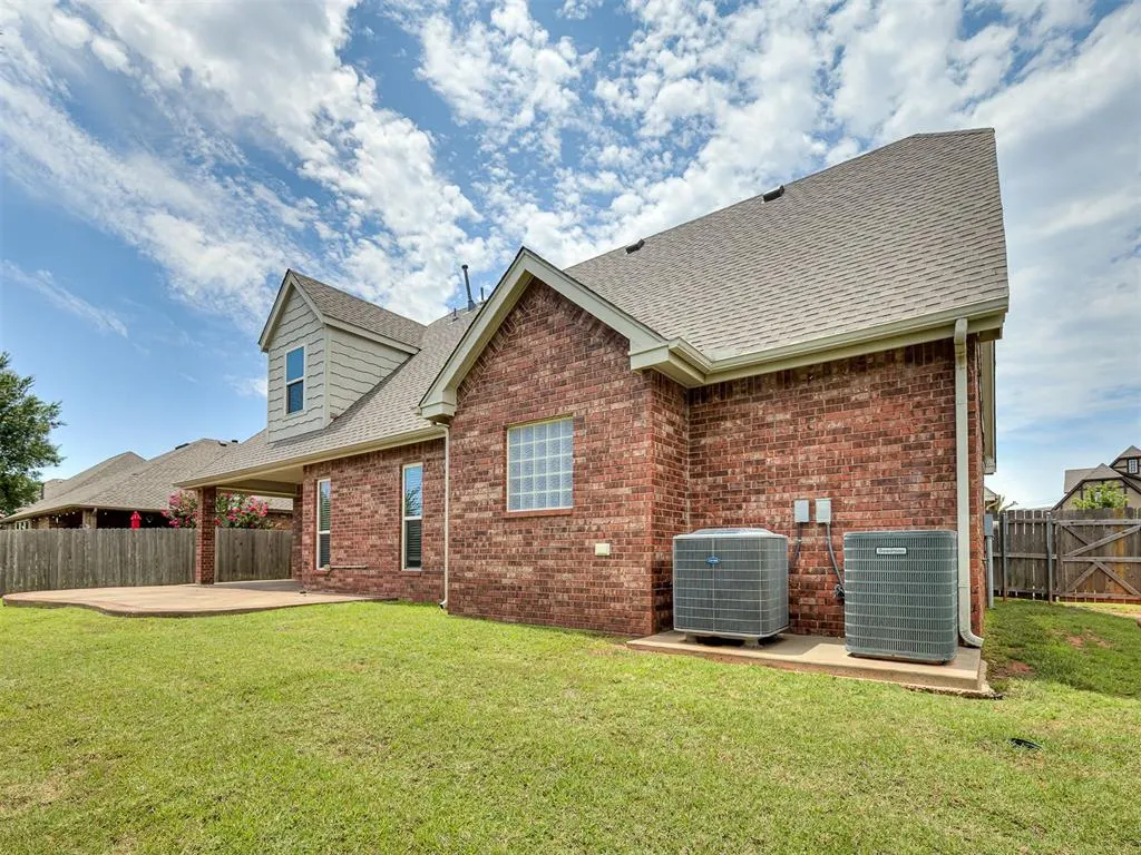 Photo 45 — 16328 Dustin Lane, Edmond, OK 73013