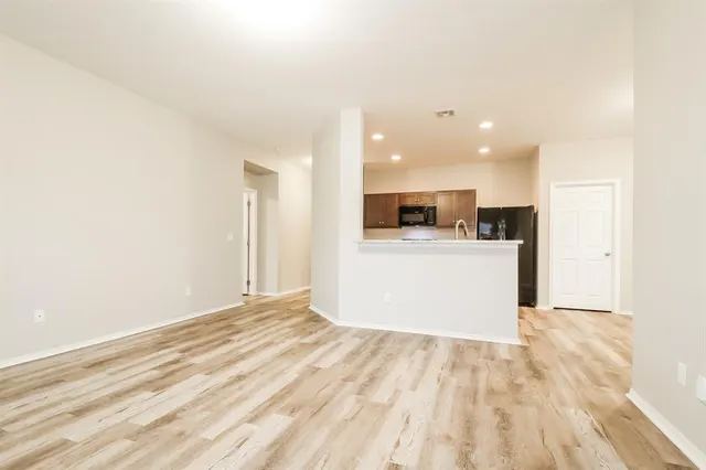 Photo 2 — 1417 Sandstone Drive, Noble, OK 73068