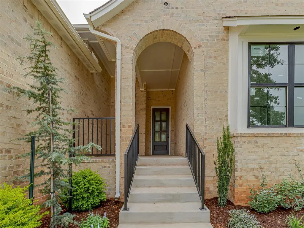 Photo 3 — 3932 Shady Hill Trail, Edmond, OK 73034
