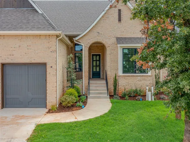 Photo 4 — 3932 Shady Hill Trail, Edmond, OK 73034