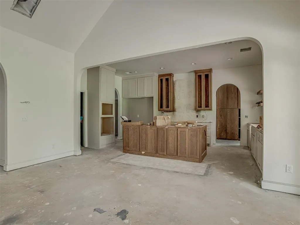 Photo 16 — 3932 Shady Hill Trail, Edmond, OK 73034