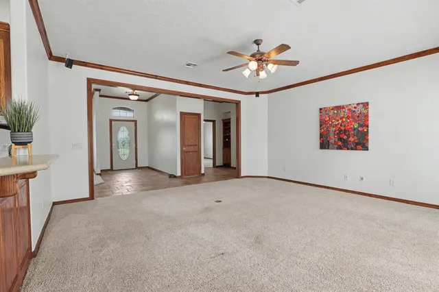 Photo 4 — 2710 Shoreline Drive, Norman, OK 73026