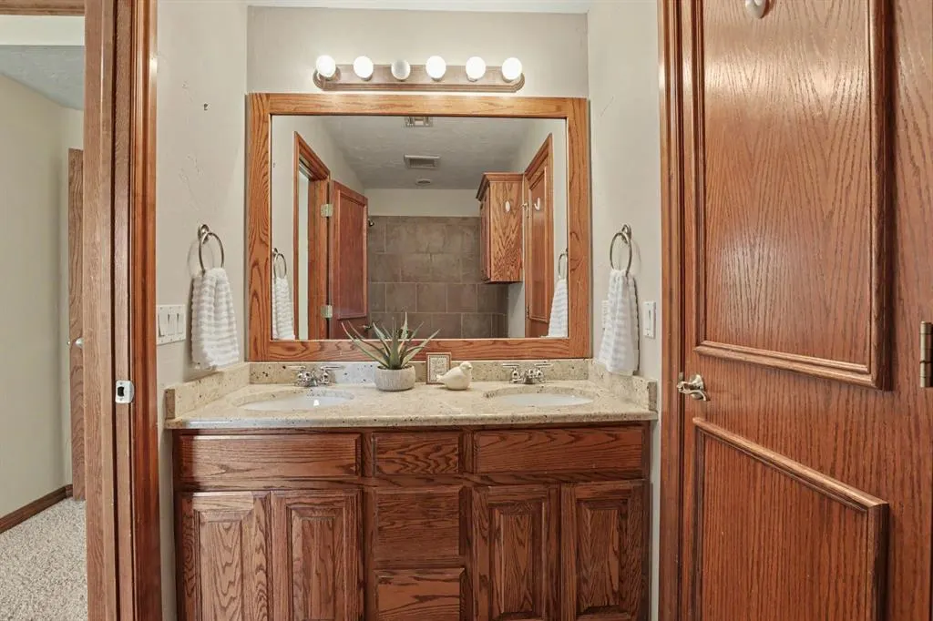 Photo 23 — 2710 Shoreline Drive, Norman, OK 73026