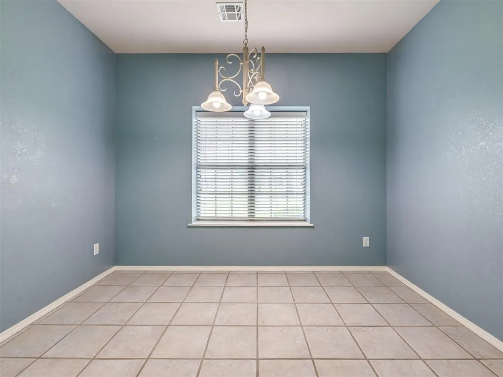 Photo 12 — 1813 NW 161st Place, Edmond, OK 73013