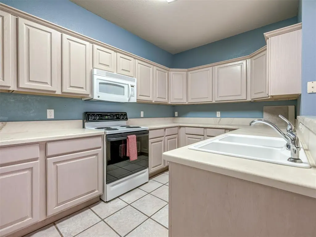 Photo 15 — 1813 NW 161st Place, Edmond, OK 73013