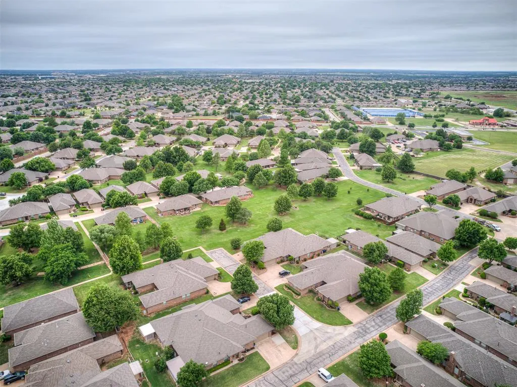Photo 48 — 1813 NW 161st Place, Edmond, OK 73013