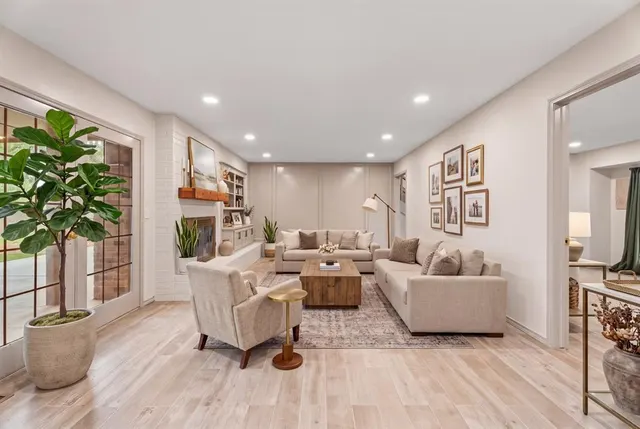 Photo 4 — 13028 Burlingame Avenue, Oklahoma City, OK 73120
