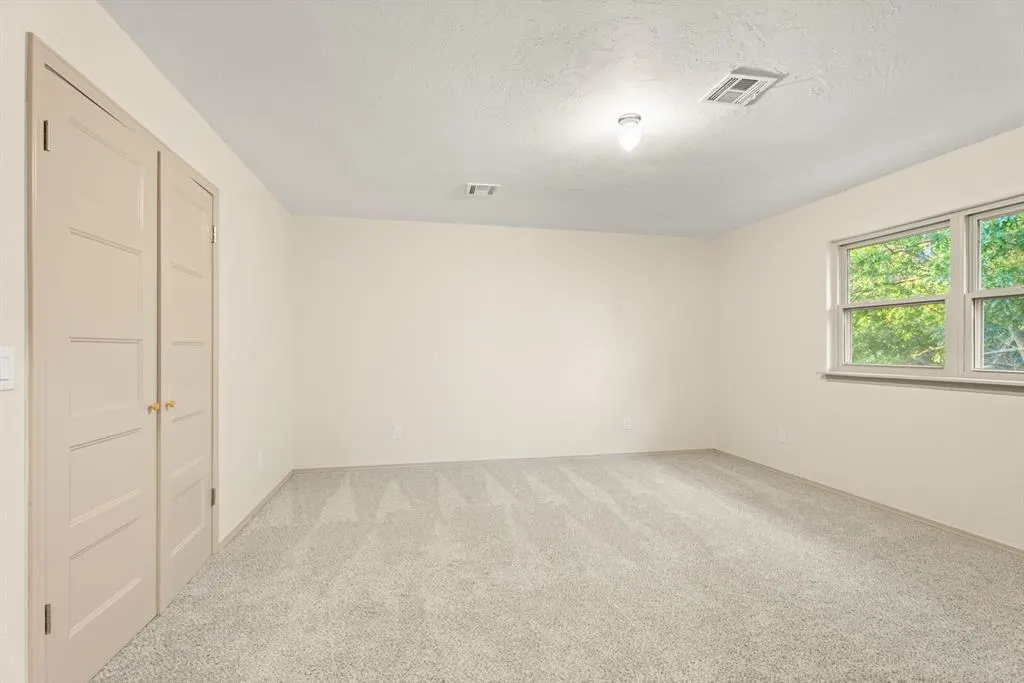 Photo 38 — 13028 Burlingame Avenue, Oklahoma City, OK 73120