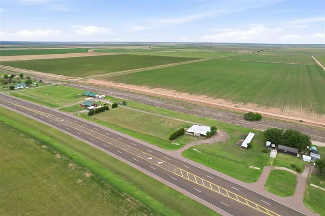 Photo 3 — 15289 Us Highway 283 Highway, Blair, OK 73526