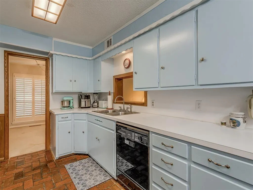 Photo 7 — 1414 E Sunset Lane, Ada, OK 74820