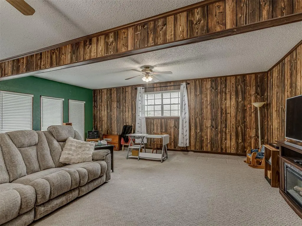 Photo 18 — 1414 E Sunset Lane, Ada, OK 74820