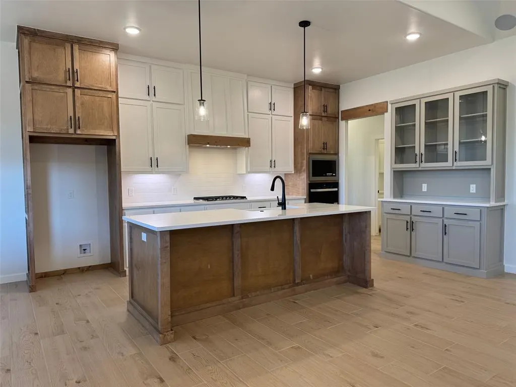 Photo 2 — 11705 SW 58th Street, Mustang, OK 73064