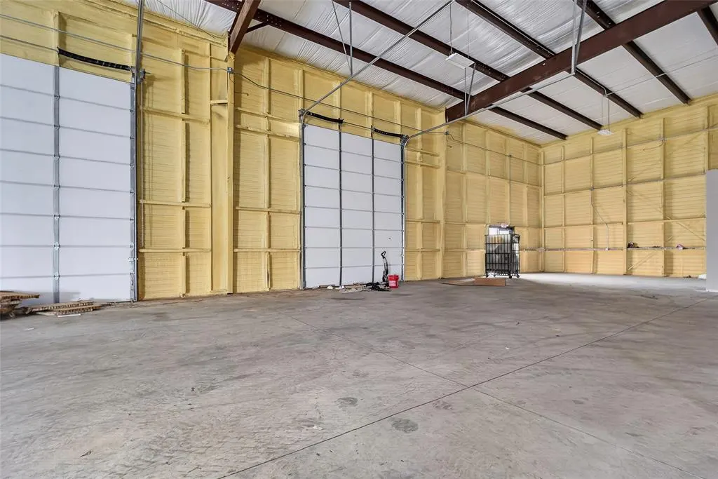 Photo 5 — 4415 SW 3rd Street, Oklahoma City, OK 73108