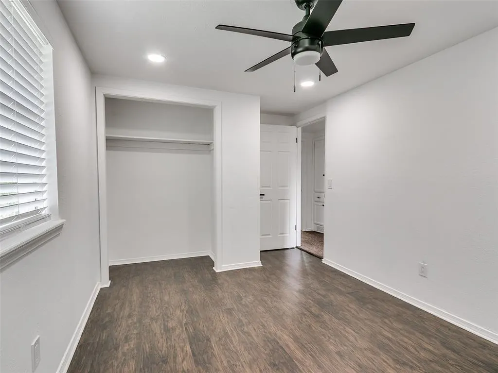 Photo 18 — 925 N Bradley Avenue, Oklahoma City, OK 73127