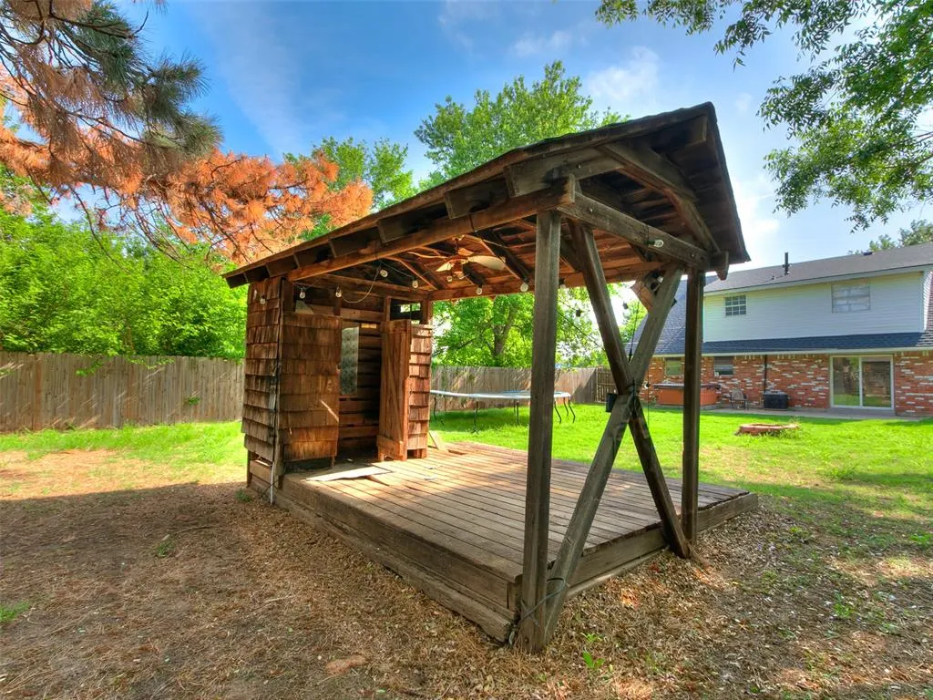 Photo 26 — 925 N Bradley Avenue, Oklahoma City, OK 73127