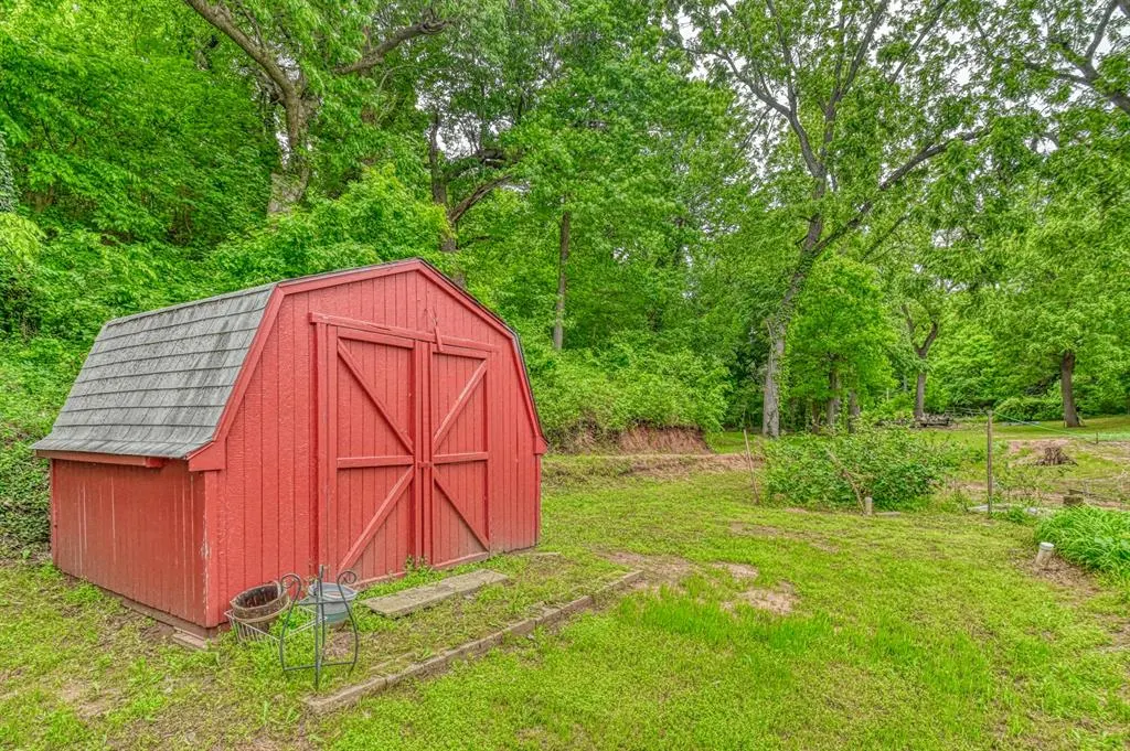 Photo 9 — 22251 W Fifth Street, Hinton, OK 73047
