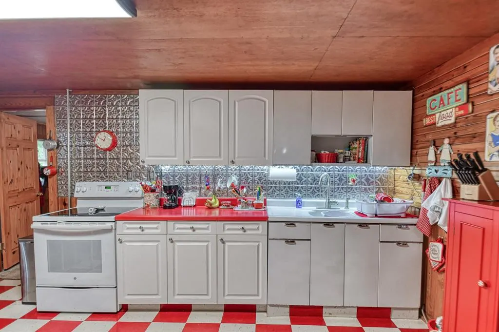 Photo 15 — 22251 W Fifth Street, Hinton, OK 73047