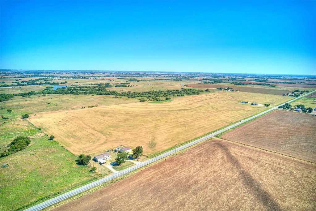 Photo 5 — 20 S Hwy 92, Amber, OK 73004