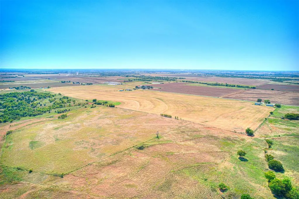 Photo 10 — 20 S Hwy 92, Amber, OK 73004