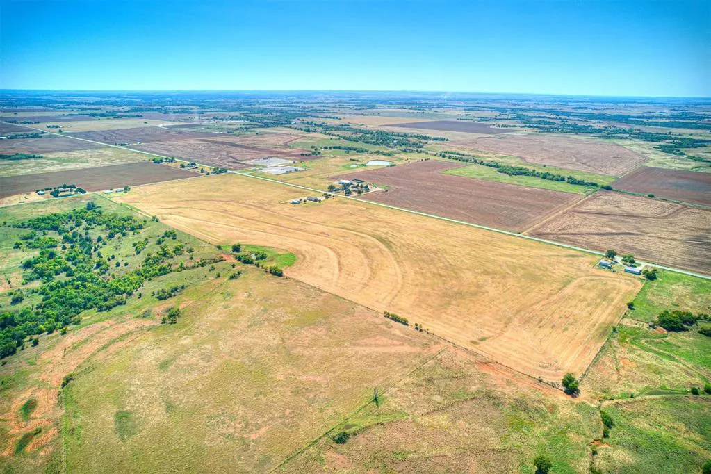Photo 11 — 20 S Hwy 92, Amber, OK 73004