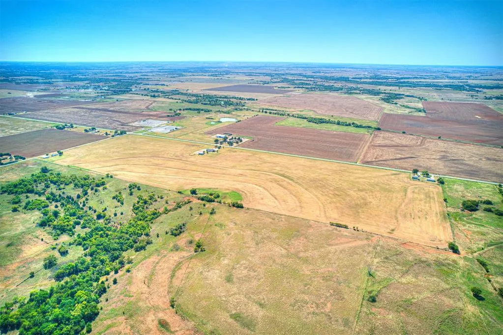Photo 12 — 20 S Hwy 92, Amber, OK 73004