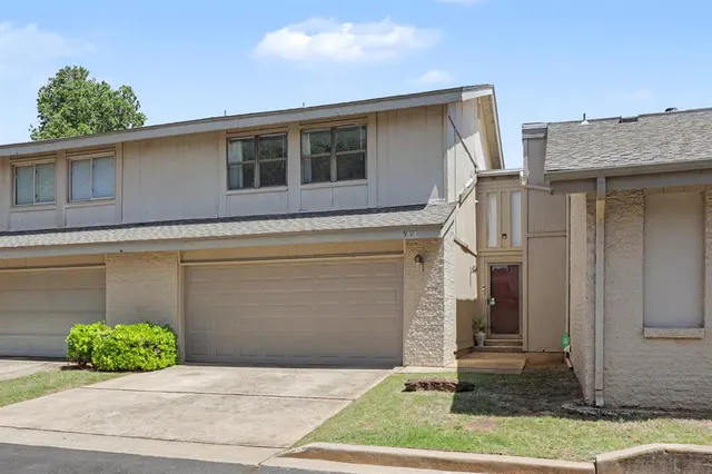 Front exterior — 9828 Hefner Village Place, Oklahoma City, OK 73162