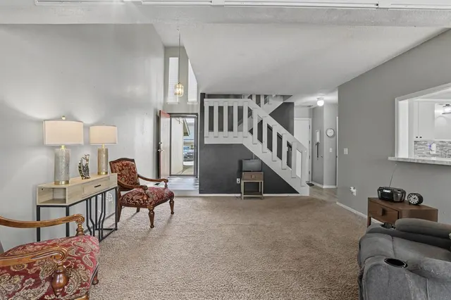 Photo 3 — 9828 Hefner Village Place, Oklahoma City, OK 73162