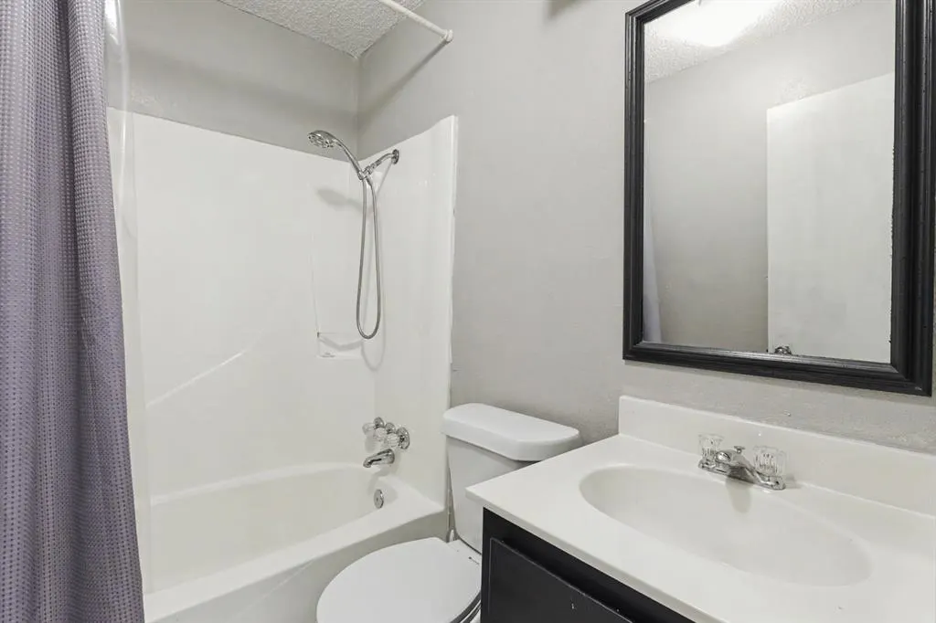 Photo 21 — 9828 Hefner Village Place, Oklahoma City, OK 73162