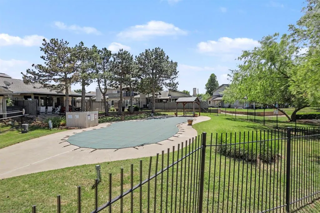 Photo 23 — 9828 Hefner Village Place, Oklahoma City, OK 73162