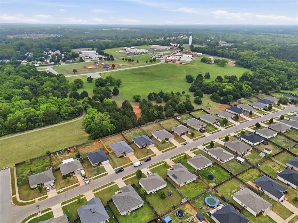 Photo 35 — 1200 Granite Lane, Noble, OK 73068