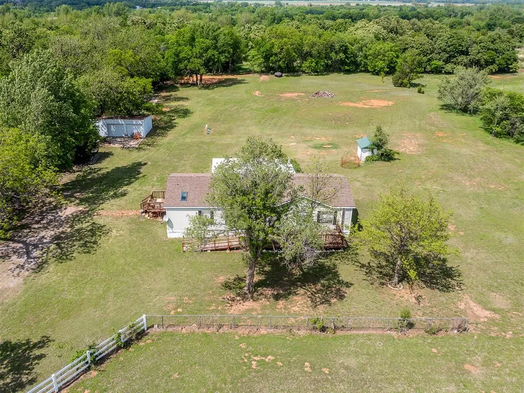 Photo 6 — 16301 NE 23rd Street, Choctaw, OK 73020