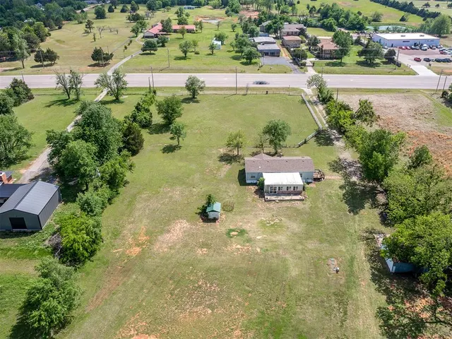 Photo 7 — 16301 NE 23rd Street, Choctaw, OK 73020